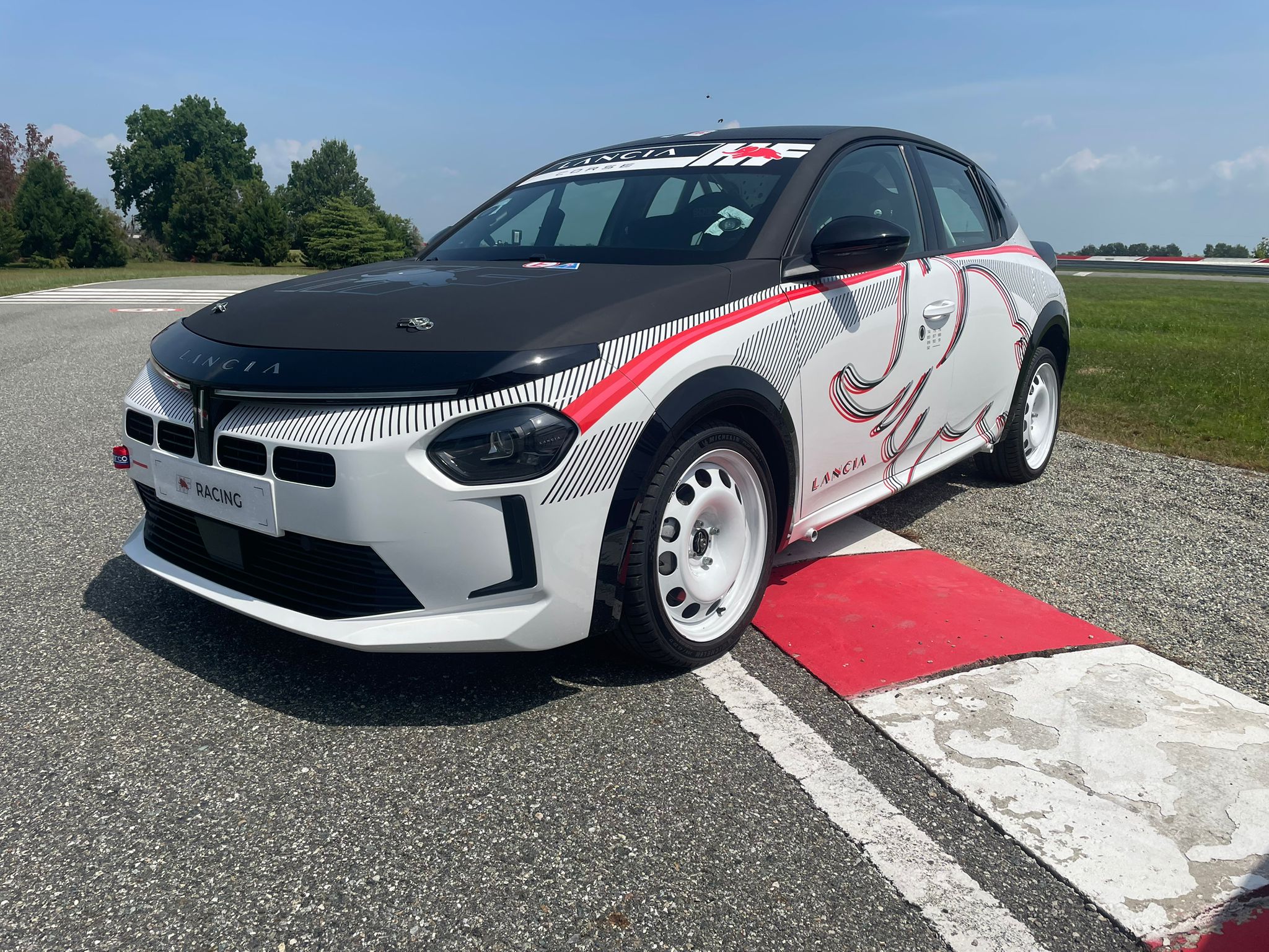 Lancia, da Balocco nasce la nuova era HF con la Ypsilon Rally6 al ...